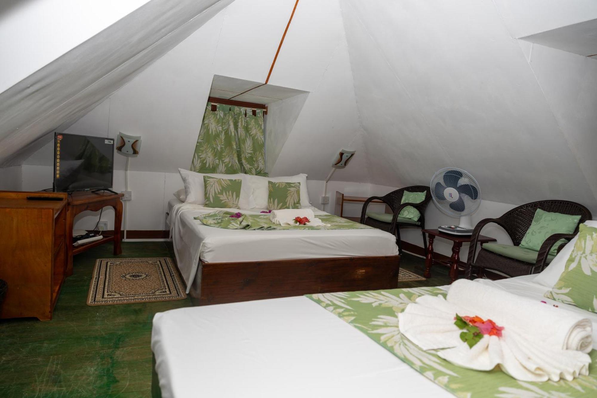 Pension Hibiscus Ла-Диг Экстерьер фото