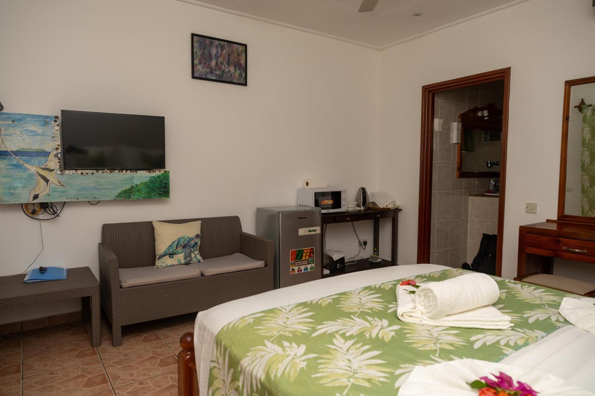 Pension Hibiscus Ла-Диг Экстерьер фото