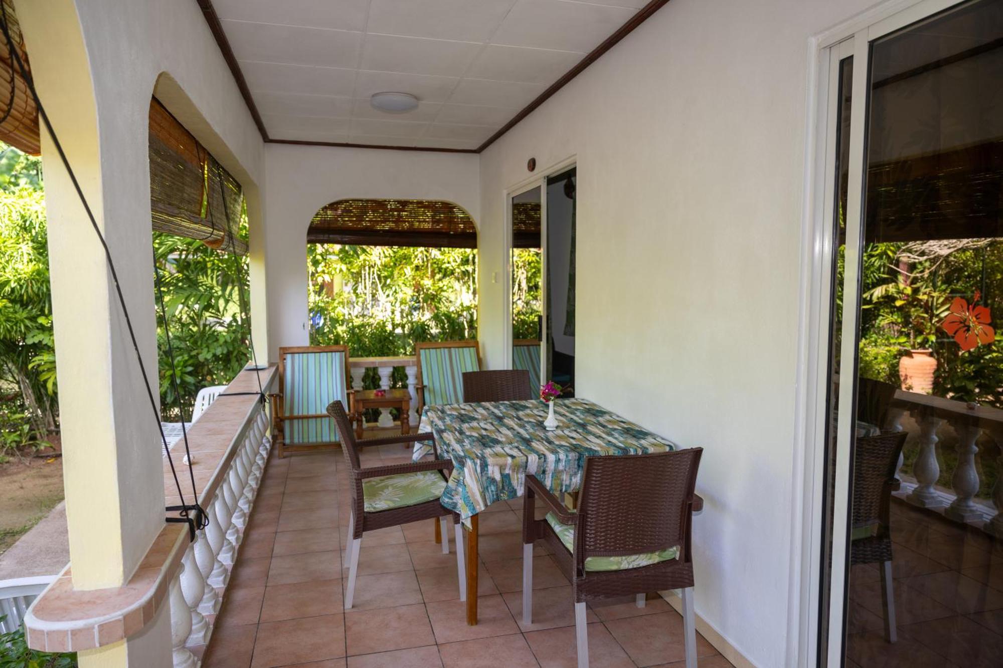 Pension Hibiscus Ла-Диг Экстерьер фото
