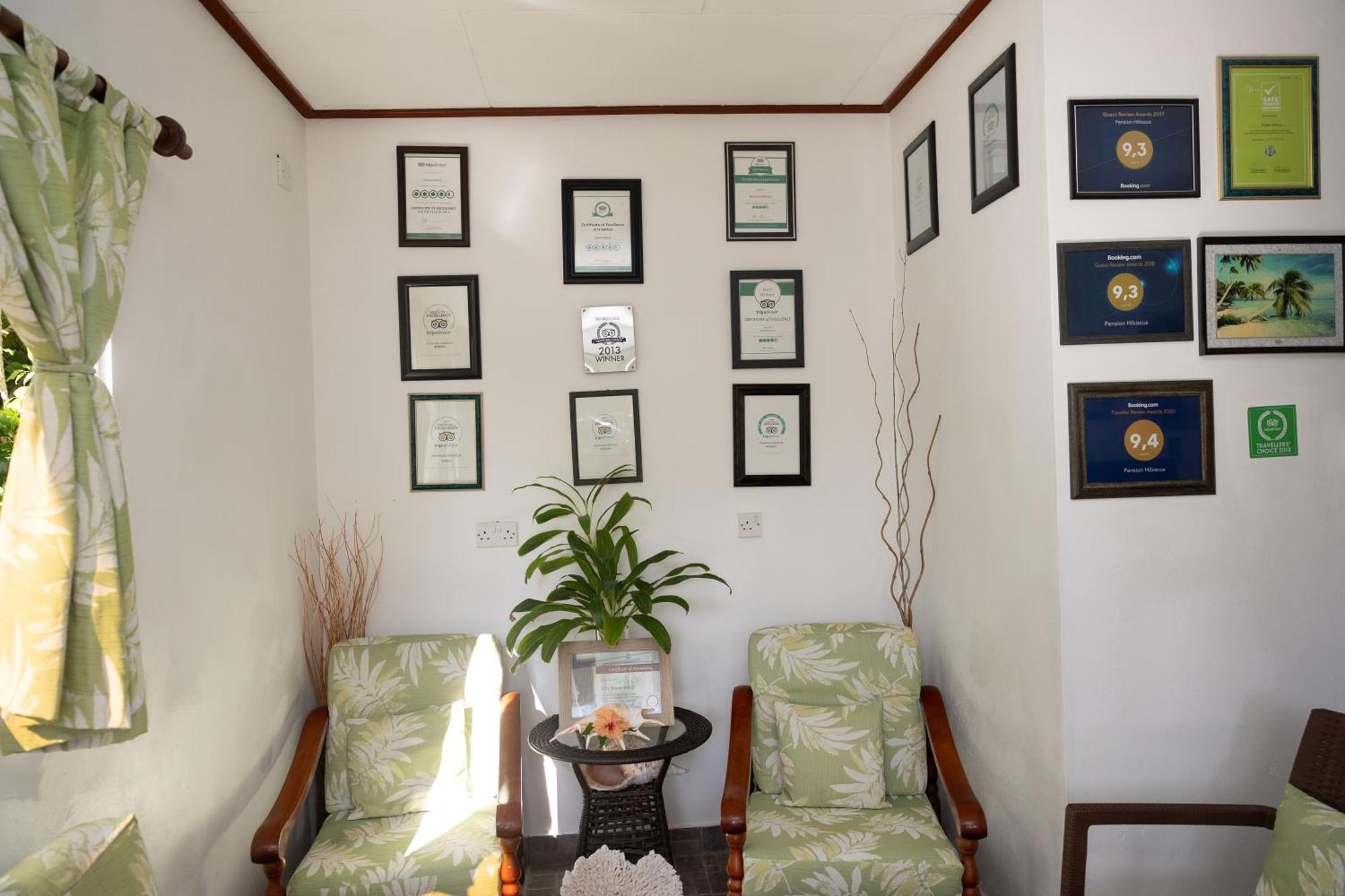 Pension Hibiscus Ла-Диг Экстерьер фото